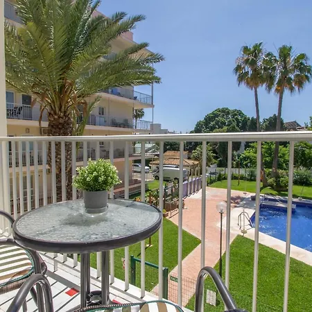 Carihuela Palace 912 By Ivi Real Estate Torremolinos Exterior photo